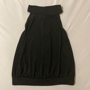 Sleeveless turtleneck top